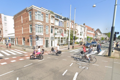 How Can Visitors Slow Down and Savour Amsterdam Through Its Cultural and Natural Landmarks?