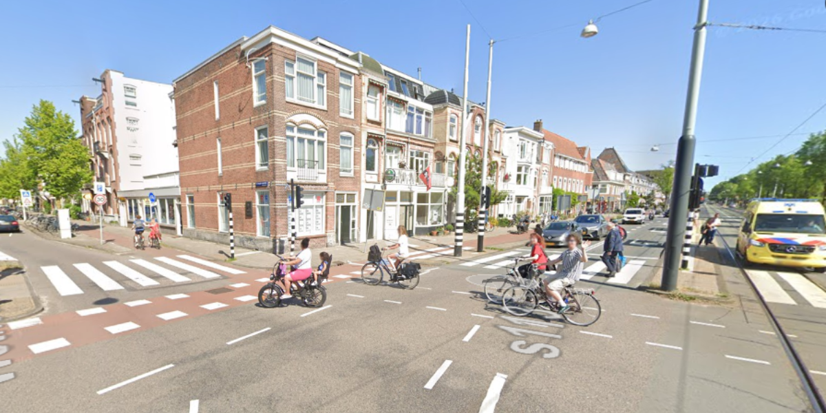 How Can Visitors Slow Down and Savour Amsterdam Through Its Cultural and Natural Landmarks?